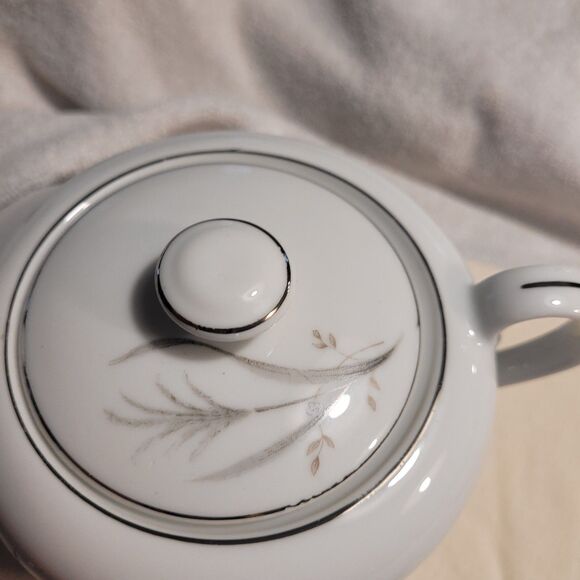 Castlecourt Fine China Sugar Bowl and Creamer - Wheat Harvest -Japan Silver Trim - Picture 5 of 12